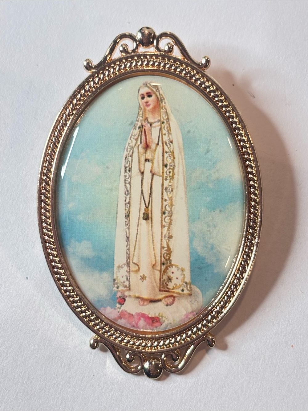 Vintage Mother Mary Praying Color Image Catholic Religious Pin Pendant 2.5”